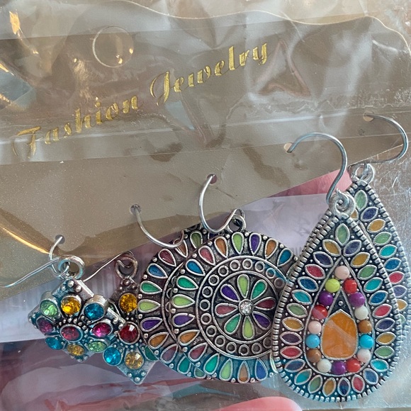 Colorful Trio - Picture 4 of 4